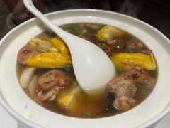 -江城小馆陕南妈妈菜·全球旅行餐厅(钟楼店)