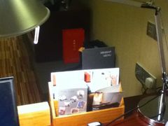 桌子-上海龙之梦万丽酒店