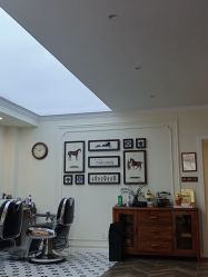 -理昂男士理发店 Barber shop