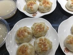 -八一路好吃街(雨田商务大厦店)