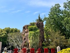 -上海市龙华烈士陵园