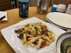 藕尖炒板筋-潮道鱼仔店·潮汕味(长兴路店)