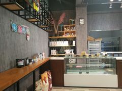 -爱丽优甜ellyelly