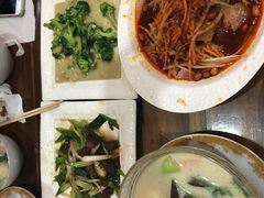 葱爆羊肉-老韩家清真食府
