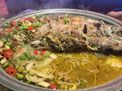 -令狐冲·炭烤活鱼(宝龙店)