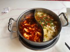 -德林酸菜鱼火锅(南丹店)