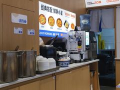 -李与白包子铺(桐梓林店)