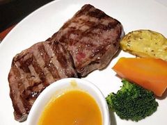 -斗牛士牛排餐厅(嘉里汇店)