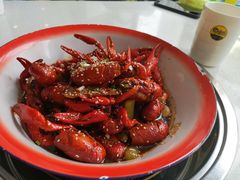 -张大师鸭爪爪特色干锅(南湖店)