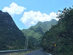 -龙潭峡谷漂流
