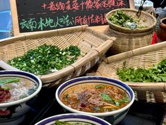 -云阿蛮云南生烫牛肉米线(奉贤路店)