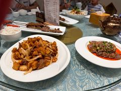 -巴扎美食·新疆菜·西域歌舞表演餐厅(新疆大厦店)