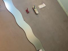 -卡罗酒店(东门晒布地铁站店)