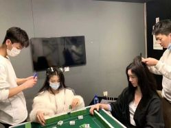 -藤野造型烫发染发