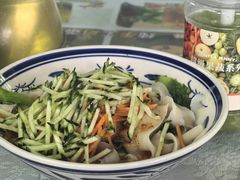 -天天向上素食餐厅(五台山店)