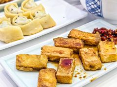 -财兜兜大黄山小馄饨