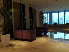 -苏州汇融广场假日酒店