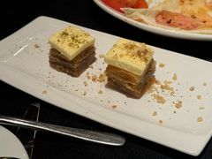 -Efes Turkish & Mediterranean Cuisine 艾菲斯餐厅(陆家嘴店)