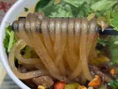 -郎吞虎咽酸辣粉(第一桥店)