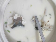 -天乐农家鱼头王(天目湖店)