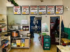 -食必思黄焖鸡米饭杭州小笼包(银杏路店)