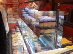 零售区-嘉华鲜花饼·现烤(昆明老街店)