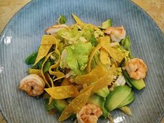 鲜虾牛油果沙拉-Moka Bros 摩卡站(西单大悦城店)