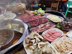 -刘少华贵州小黄牛·鲜牛肉火锅(总店)