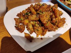 -三猫黑鱼花(南大店)
