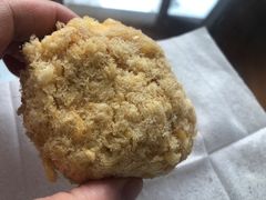 柠檬酸奶酥松小贝-鲍师傅糕点(江苏路店)