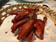 南乳吊烧鸡-广州花园酒店荔湾亭·地道点心·粤式饮茶