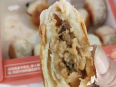 鲜肉月饼-泸溪河桃酥(秦淮新街口店)