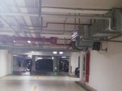 -上海半岛酒店-地下停车场