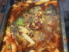 -老街烧烤大排档·地道湖北菜·龙虾馆(汉口火车站店)