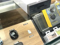 -百老汇(海港城海洋中心店)