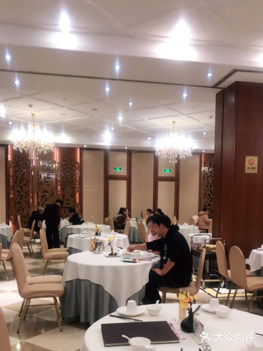 金时代顺风大酒店(金山店)大堂图片