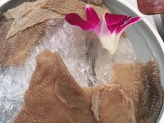 -墨居上隐·院子里火锅(峨眉店)