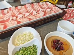 -前门·鲜肉火锅(长风店)