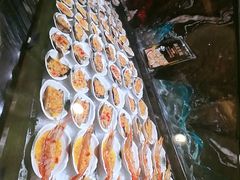 -雍容荟帝王蟹活龙虾展台自助(IFS黑金店)