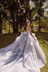 -Renee芮亦婚纱(原丽莎)