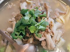 -川流不息·地道川菜·小龙虾(松东路店)