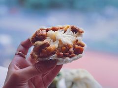 三丁包-老陶包子铺(南大西南村店)