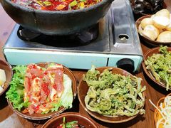 -黔有有贵州酸汤夺夺粉火锅(五味十字店)