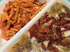 -姚姚酸菜鱼·金戈戈香港豉油鸡(喜荟城联名店)