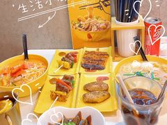 -谭仔米线(皇庭广场店)