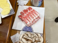 -楼外楼大刀肉传统火锅居(博学路店)