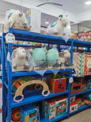-逝水玩具折扣店