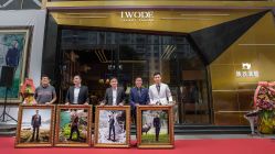 点击看大图 J60A0136-IWODE埃沃定制西服定制(优托邦店)