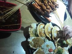 -何师烧烤·香辣蟹·川菜·30年老品牌(太古里旗舰店)
