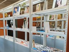 -无奔眼镜·蔡司·依视路授权店(马家堡店)